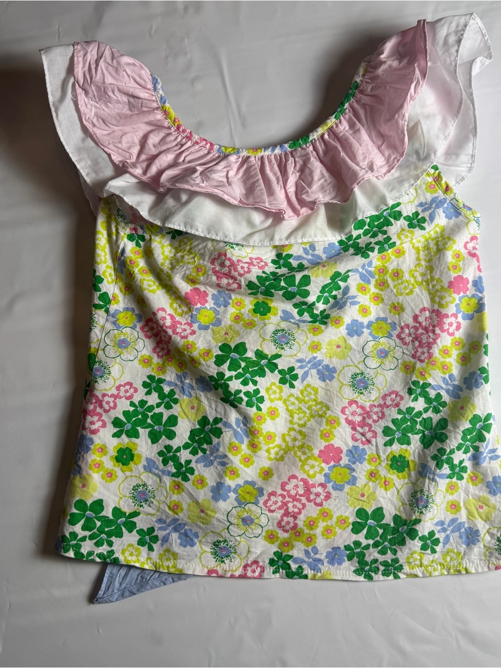 ✨ Bella Bliss Floral Ruffle Top - Size 8 - EUC 🌸✨